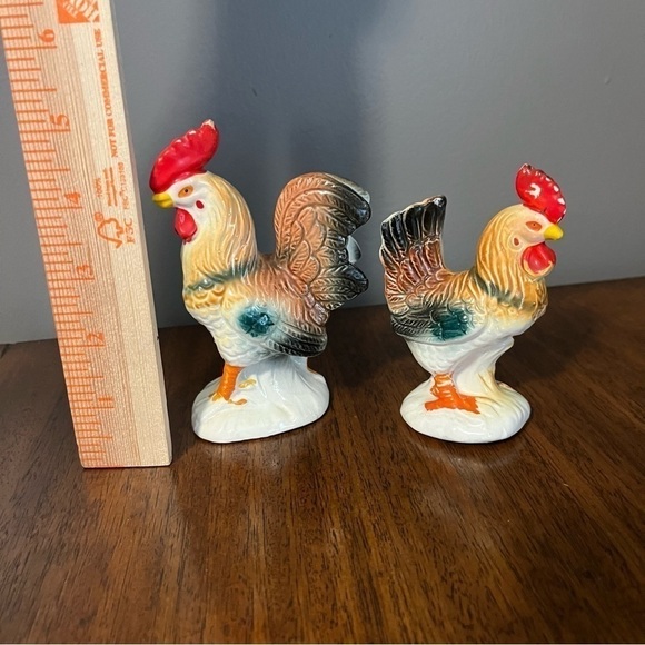 VINTAGE CERAMIC ROOSTER HEN CHICKEN SALT PEPPER SHAKERS JAPAN. - Picture 13 of 13